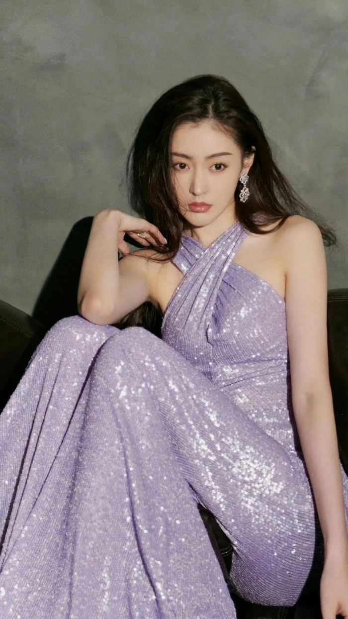 张天爱美图分享:性感妩媚