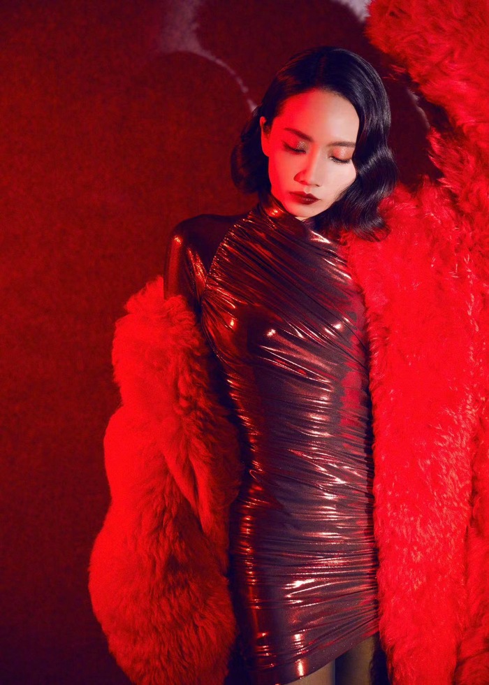 今晚成团夜的刘惜君是性感与热烈的化身吧!