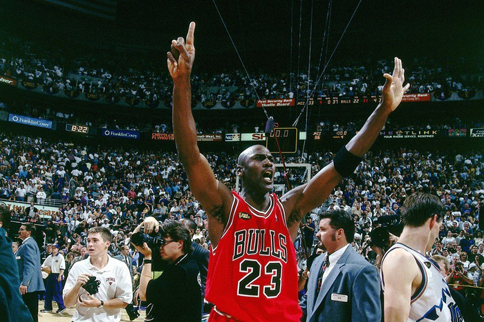 nba只有一个神那就是篮球之神迈克尔乔丹一个不抢七的男人