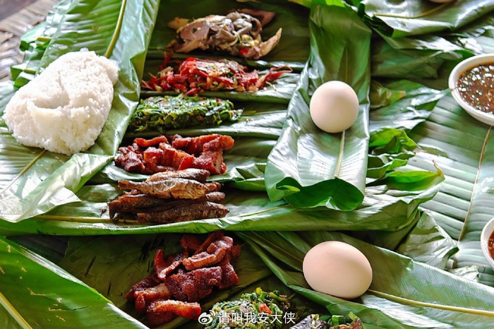 景颇族传统美食绿叶宴
