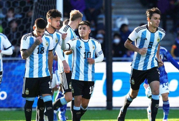 52亚洲第一大爆发完胜阿根廷队剑指奥运金牌国足难出线