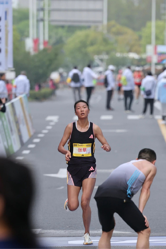 半马|阿迪达斯|马拉松_新浪新闻