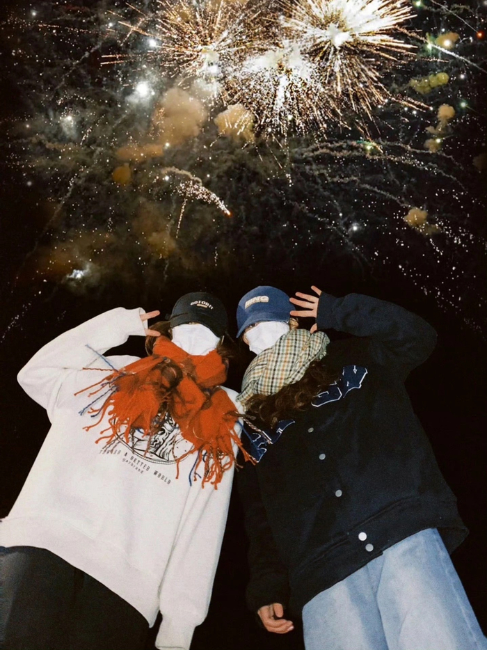 新年烟花拍照姿势学起来