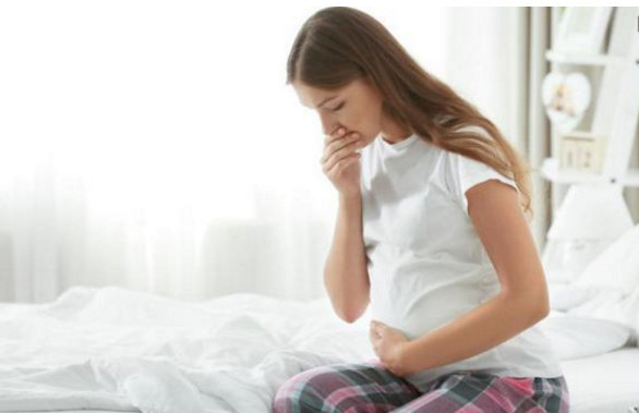 孕妇过预产期三周才去医院待产,孩子差点出事