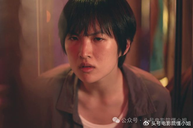 姚安娜尬演女警,上一个这么挨骂的是刘涛,没想到她
