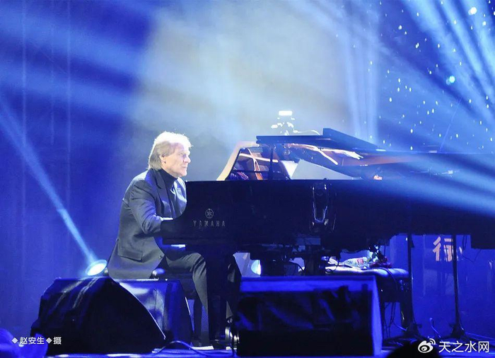 世界著名钢琴大师理查德克莱德曼钢琴音乐会亮相天水(高清组图)