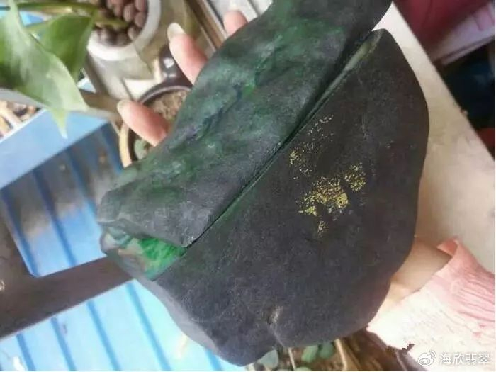 分享一块莫西沙场口翡翠原石|莫西|原石|沙场_新浪新闻