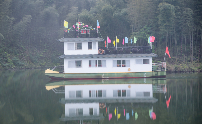 合江玉兰山上的高端温泉酒店,藏在森林公园的腹地