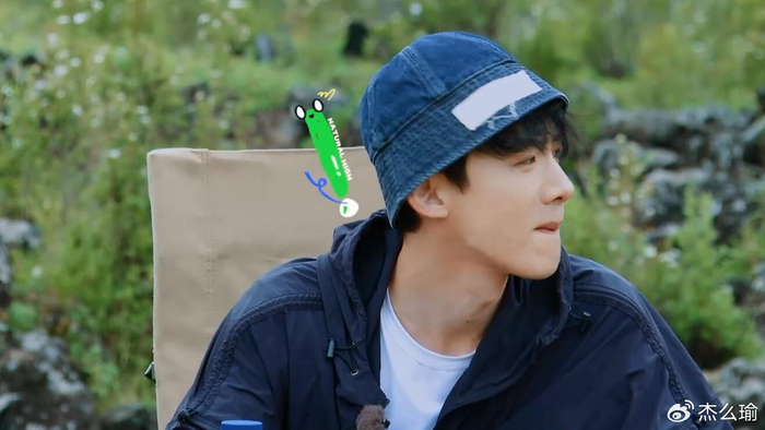 这一次,白敬亭赢了游戏输了形象|现在就出发|白敬亭|贾冰_新浪新闻