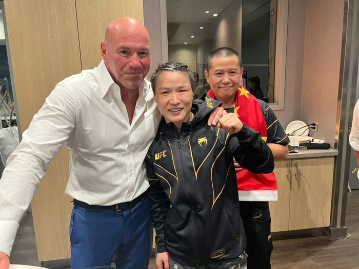 吸睛又吸金!揭秘ufc总裁白大拿的"生意经"