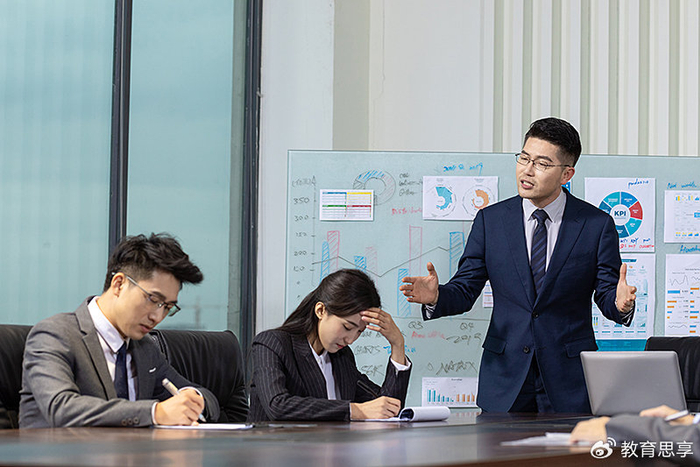 00后年轻人应该怎样努力,才能在职场中做个"优质新人"|00后|职场|新人