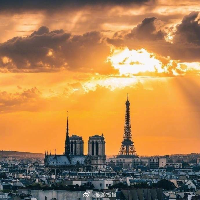 日落下的巴黎