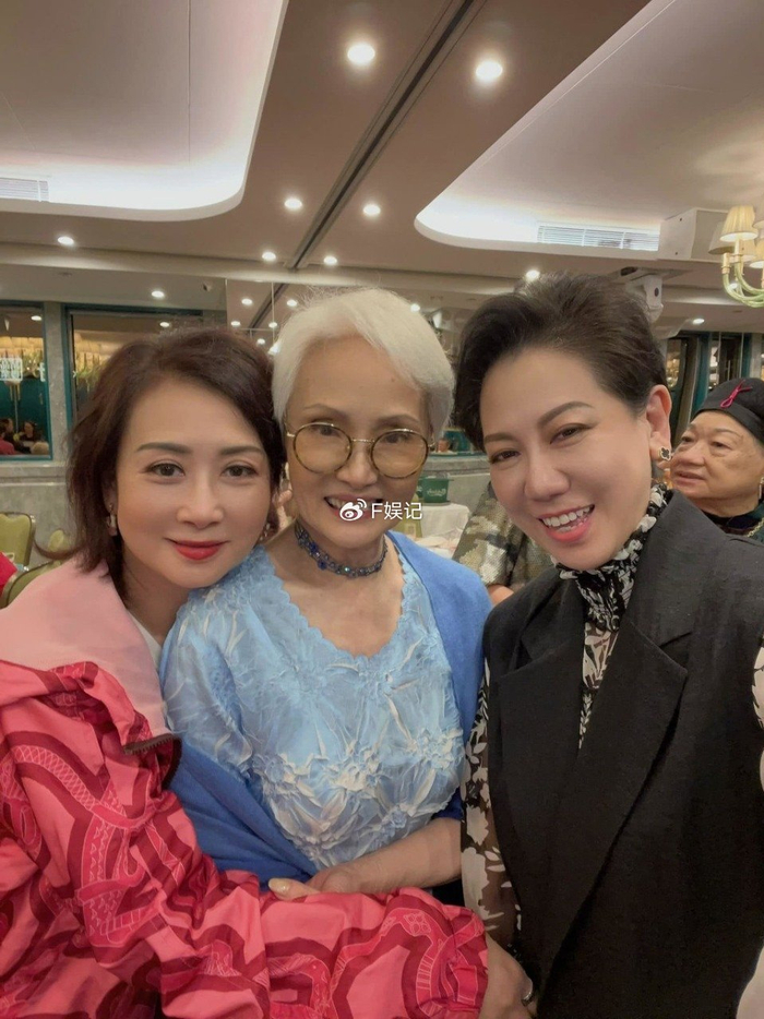 TVB老戏骨雪妮罕见现身出席聚会 退休养病3年如今精神焕发