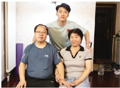 以"小家"建设成就交通事业"大家"建设|海岩|六局|建设_新浪新闻