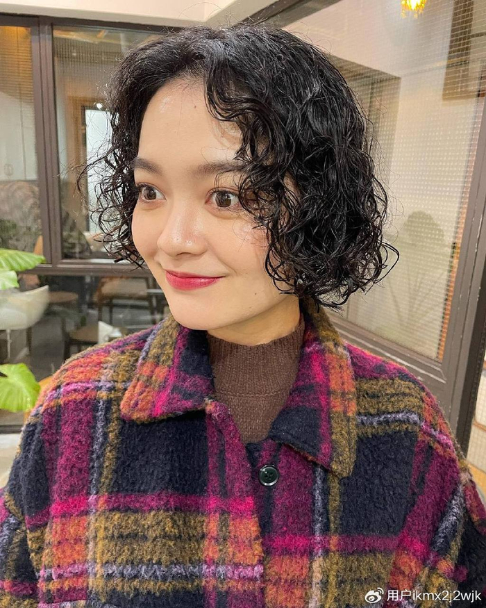 女人想变美,不要错过全头烫,不论脸大脸小都适合|烫发|发型|卷曲度