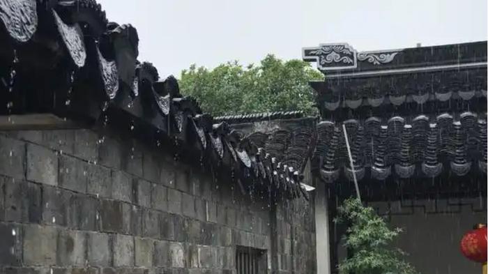 想起五十年前那些阴雨连绵的日子 | 作者 春言秋语