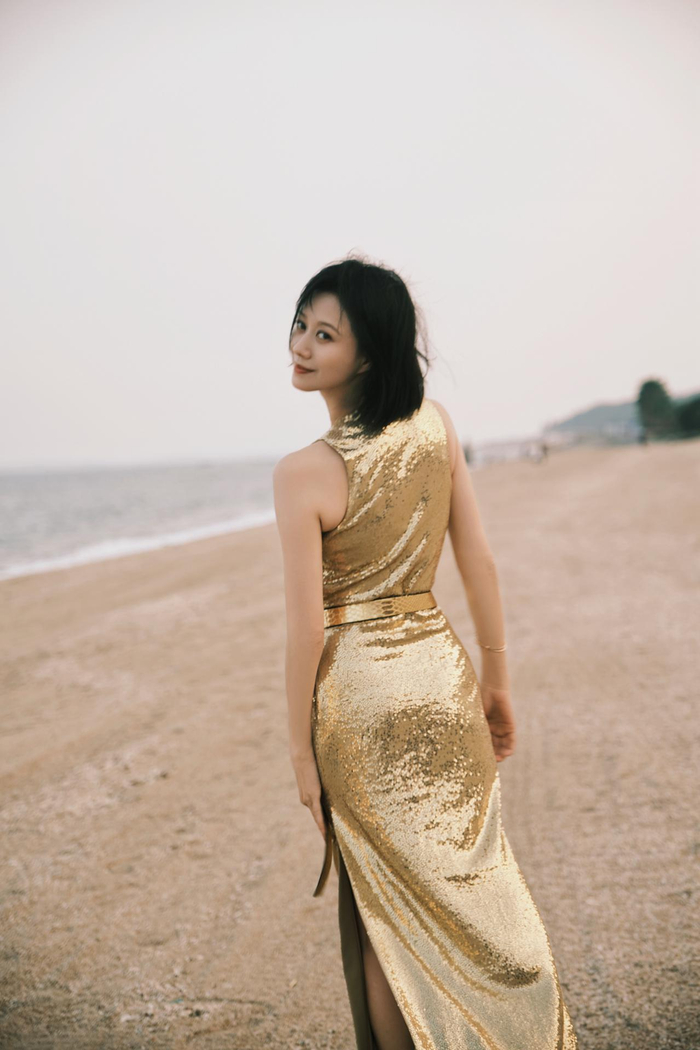 中新人物|演员倪虹洁:四十五岁,接受年龄的馈赠