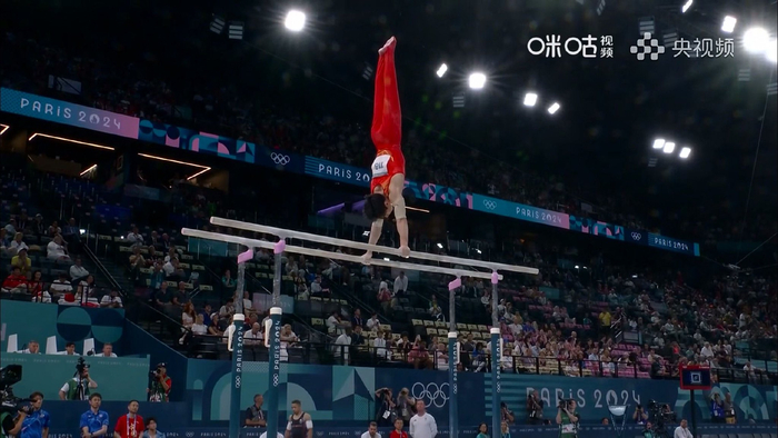 巴黎奥运会肖若腾第五轮双杠后71.998分