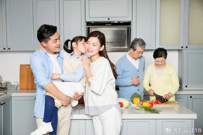 独生子女家庭和多子女家庭,哪个更好?三十年河东,三十年河西