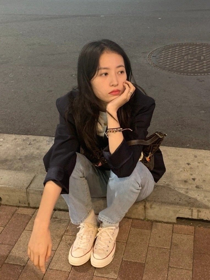 周雨彤一直都给人感觉有在好好生活