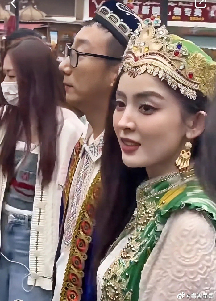 穿上民族服装的古力娜扎,生图好美!