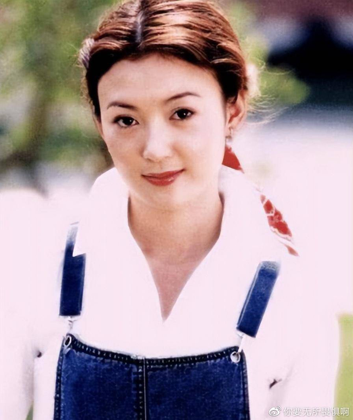 34年后，《十六岁的花季》两美境况迥异：白雪嫁豪门，陈非儿未婚|吉雪萍|池华琼|人生|面试|黑幼明_新浪娱乐_新浪新闻