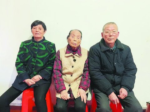 百年风雨路  朴素养生经