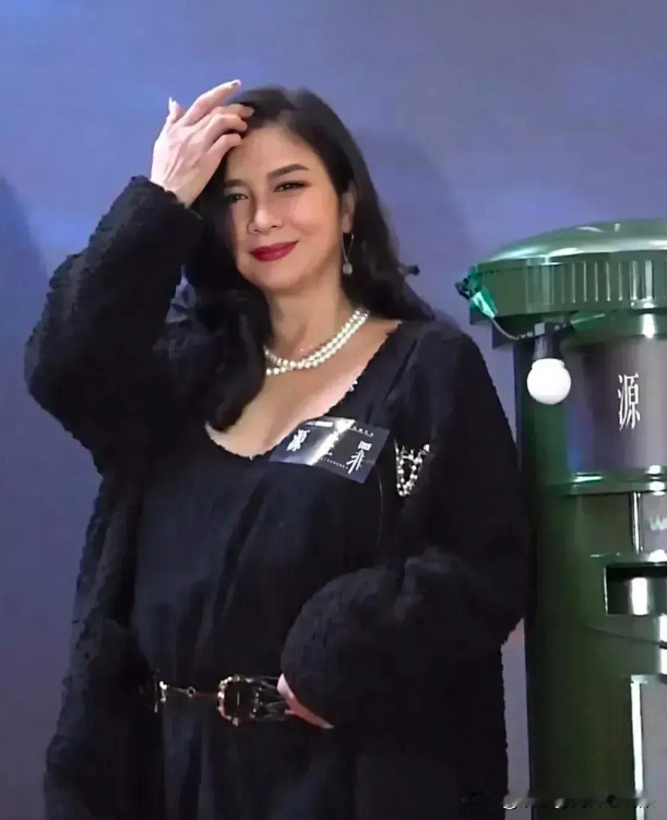 61岁高龄220斤体重却美到勾人心魄顶级美人吴家丽太绝了