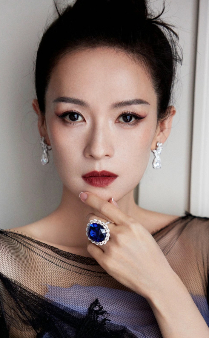 88 lucky number 萧邦笑不动 45岁章子怡最新压轴现身法国戛纳 状态