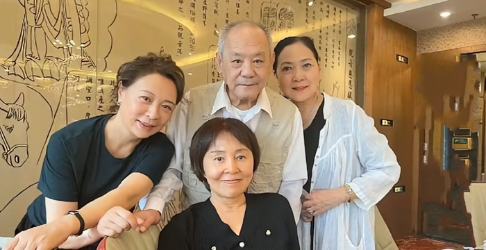 身材发福肚腩抢镜,沈丹萍和张丰毅也都来了|张铁林|张丰毅|沈丹萍