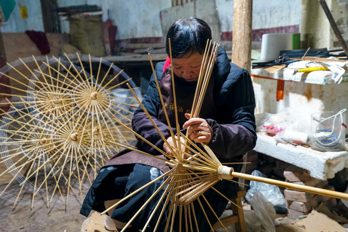 四川泸州分水油纸伞，中国民间伞艺活化石，非遗中国传承400年