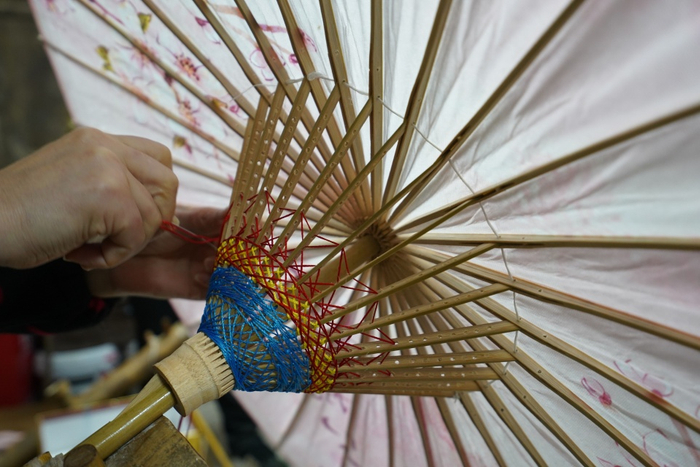 四川泸州分水油纸伞，中国民间伞艺活化石，非遗中国传承400年