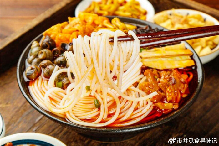 广西"八大米粉"排行,螺蛳粉垫底,游客:本地人果然更懂米粉