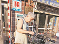 冰城大叔级乐队 逐梦摇滚燃爆中央大街