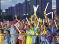 彩虹大合唱点亮新区夏夜