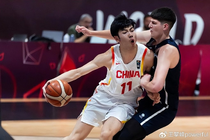 世界杯3连败 狂输49分！中国男篮U19暴露3大命门 教练被批史上最差