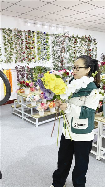 曹子里镇富贵花 香飘海外一路生花|李秀亭|广东省|曹子里乡|天津市|武清区_新浪新闻