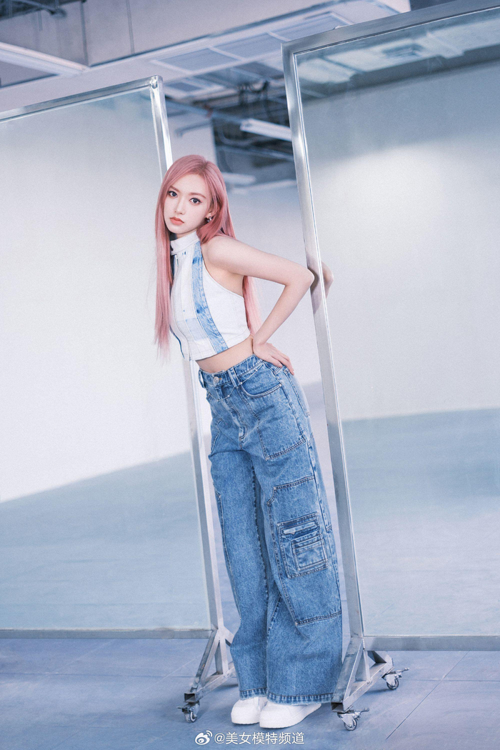 程潇少女风穿搭