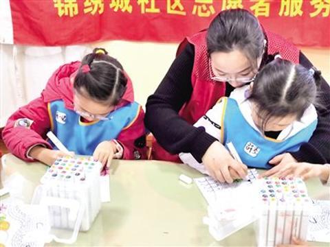以纸为介 以书为媒 讲述历史故事