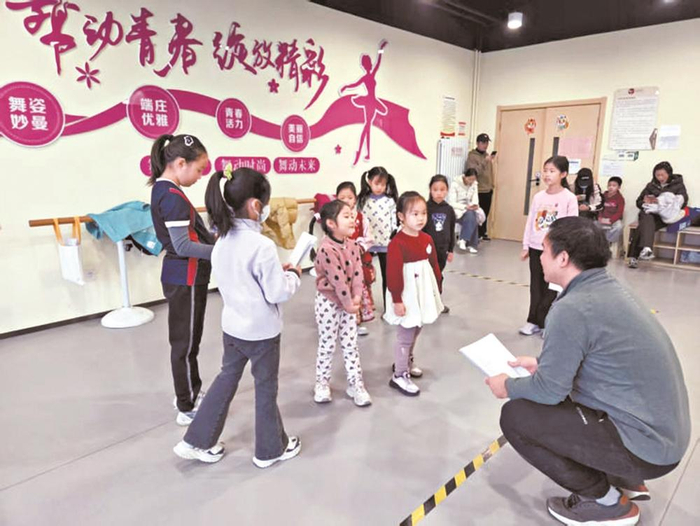 “宝藏居民”点亮邻里生活