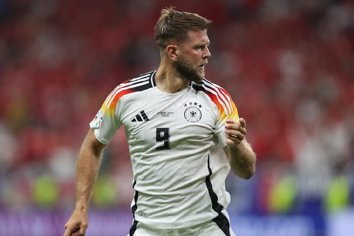 1-1!德国队头名晋级欧洲杯16强,替补前锋攻入绝平进球