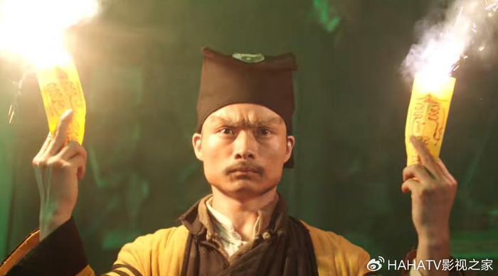 《黄庙村怪谈》上映，茅山道法大战湘西秘蛊，九叔师徒爆笑打僵尸