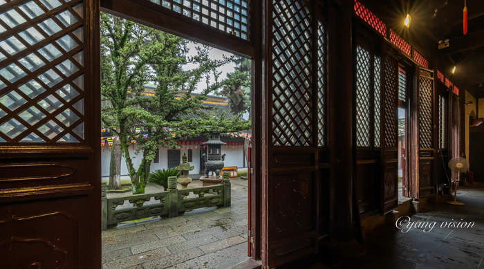 清晨入古寺,千年兴福禅寺