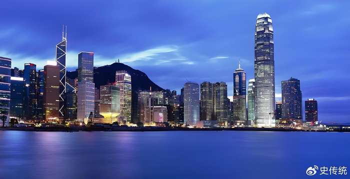 近年来,香港特区政府为了进一步提升其国际竞争力,不断推出和优化各项