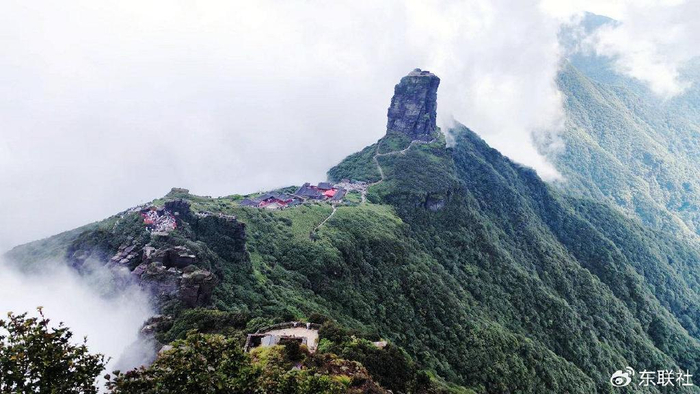 泰安市摄影家协会红色摄影之旅走进贵州梵净山