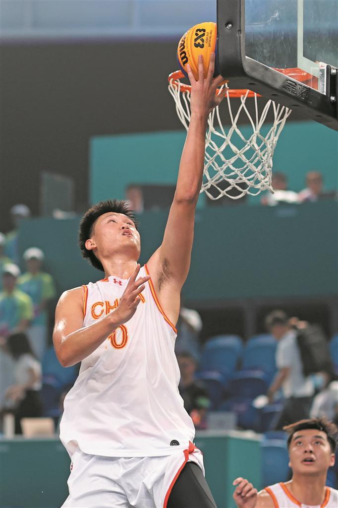 篮球刘宇轩图片