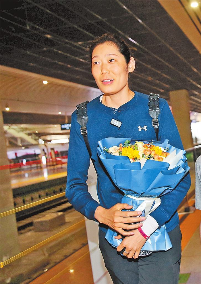 朱婷"回家" 出征在即
