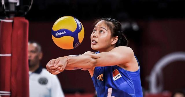 力助中国女排完胜巴西,负局仅一次球权令人费解|龚翔宇|中国女排|比赛