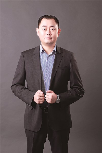 辛茂盛  青岛英豪集团董事长孙文强  青岛海泰科模塑科技股份有限公司