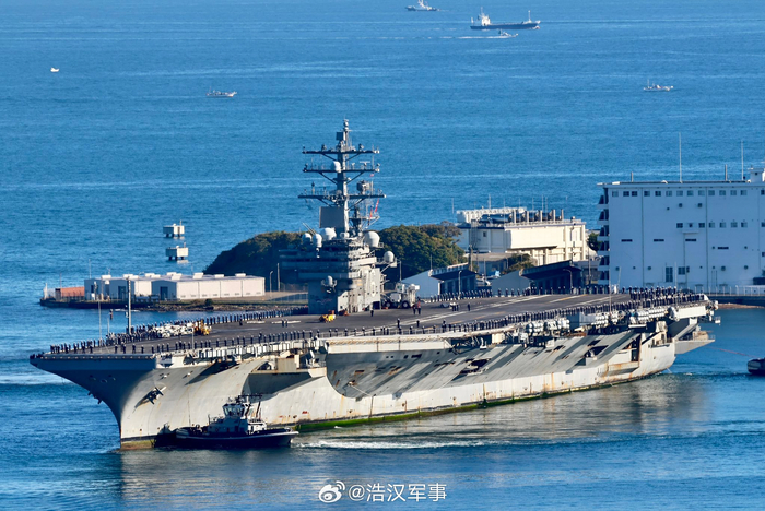 美国海军核动力航母里根号回到日本横须贺驻地